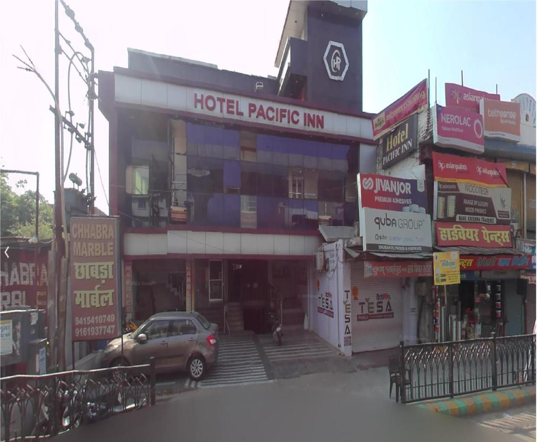 Hotel Pacific Grey By Wb Inn Lakhnaú Exteriér fotografie
